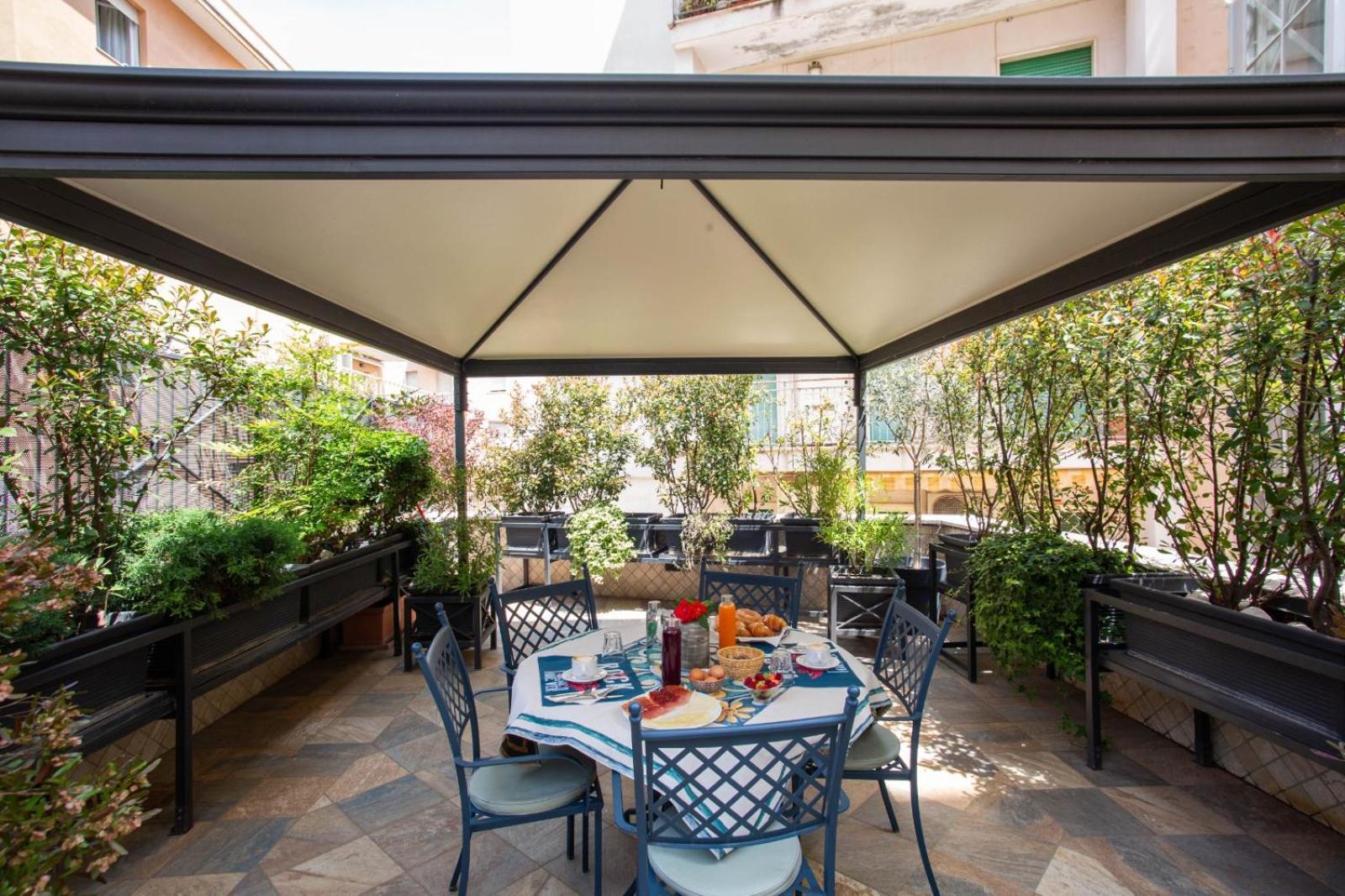 Little Rock Guest House 가에타 외부 사진